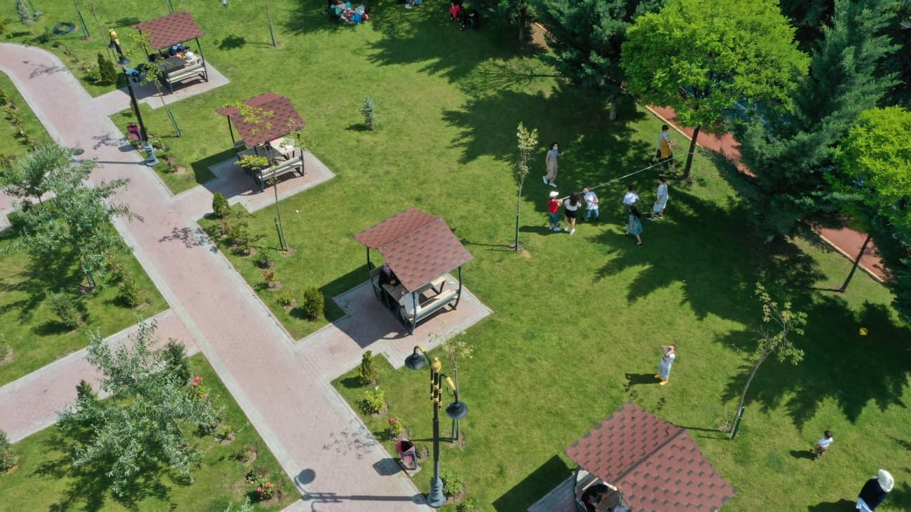 Aliya İzzetbegoviç Parkı galeri fotoğrafı 3