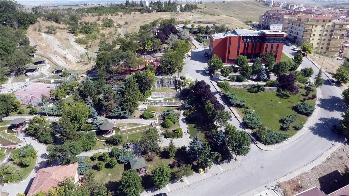 Alparslan Türkeş Parkı galeri fotoğrafı 2
