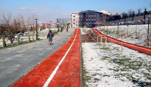 Ayfer Yargıç Parkı kapak görseli