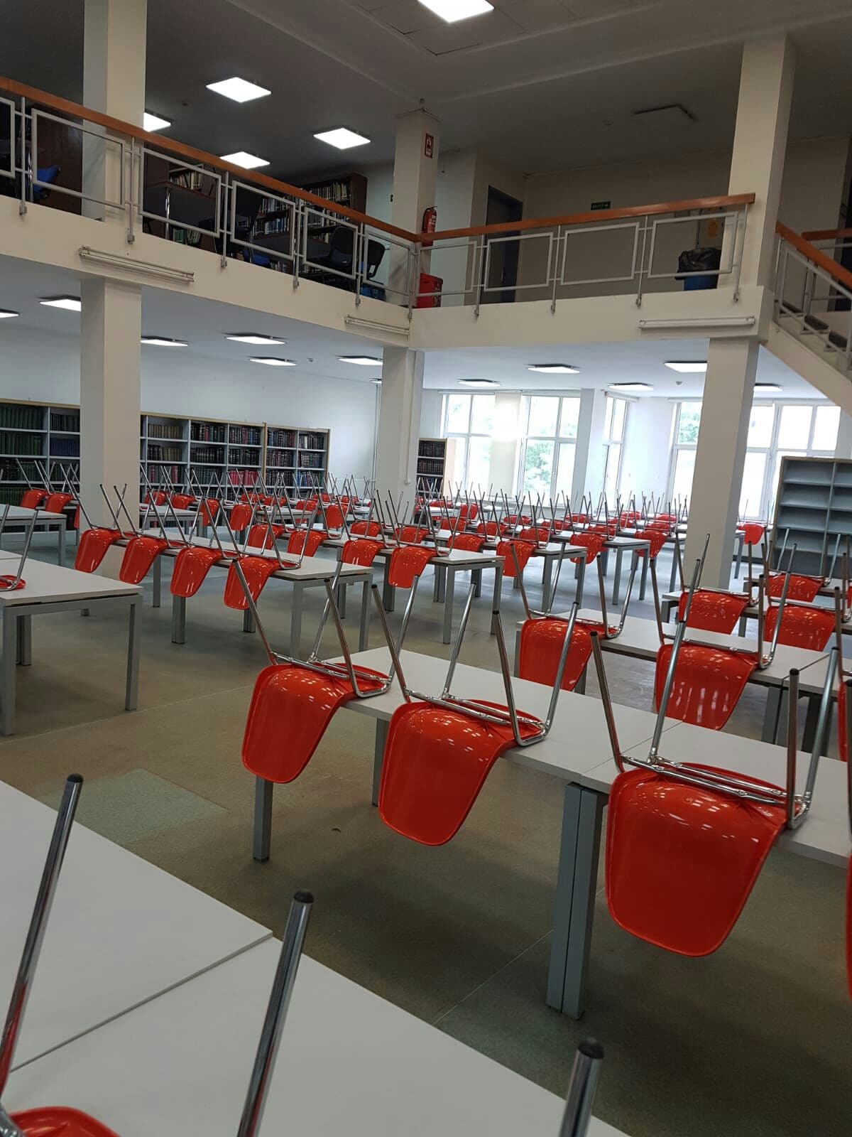 AÜ Fen Fakültesi Kütüphanesi kapak görseli