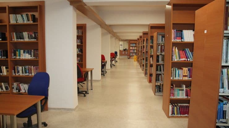 A.U. Ziraat Fakultesi Kütüphanesi galeri fotoğrafı 2