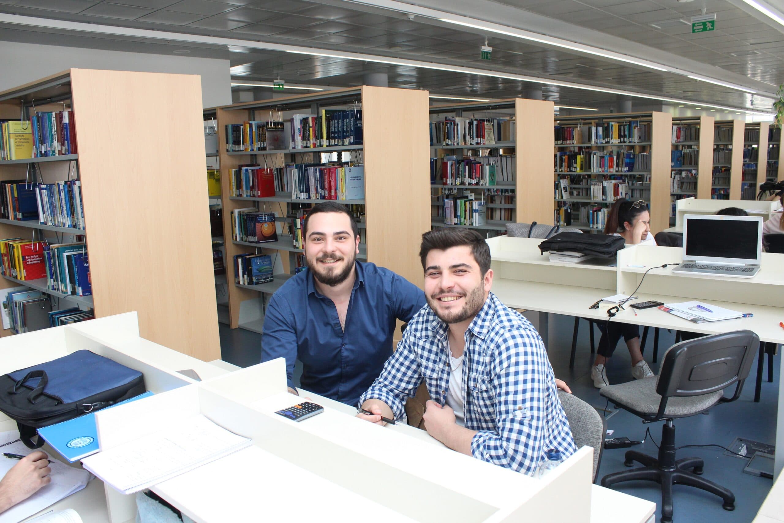 Çankaya Üniversitesi Kütüphanesi kapak görseli