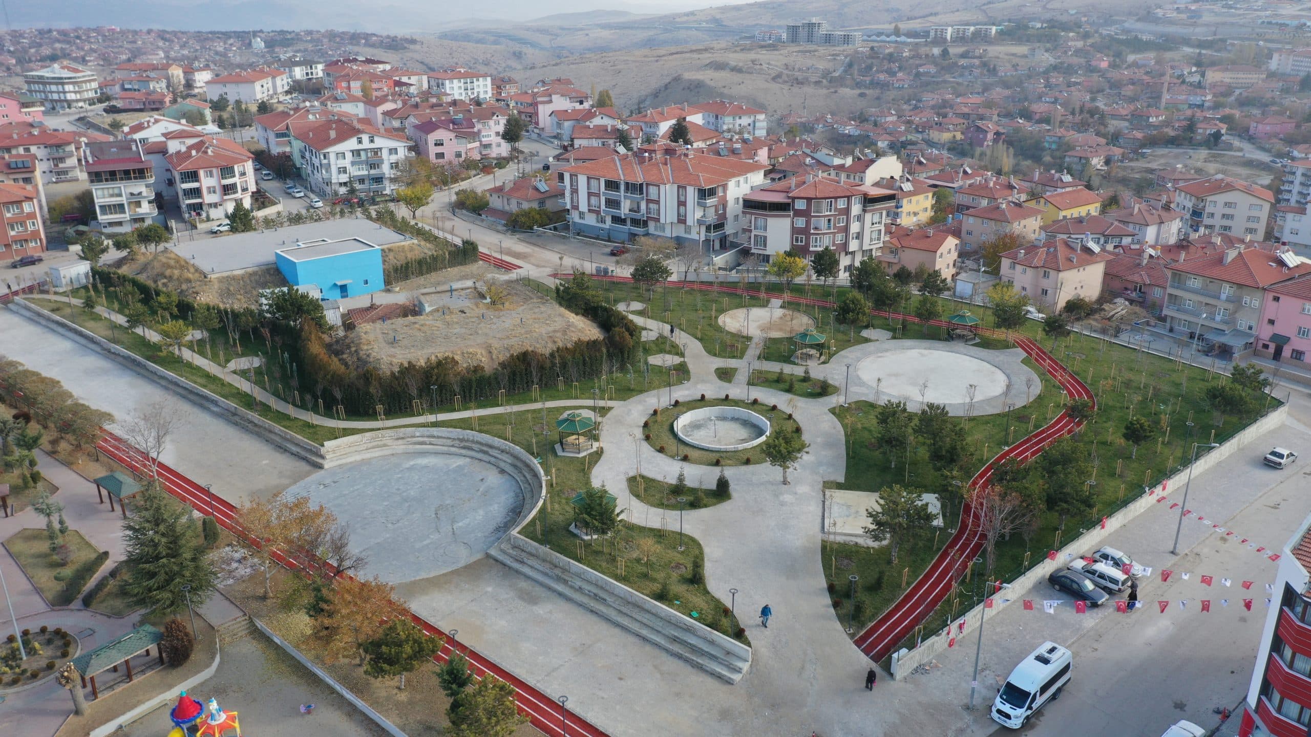 Elmadağ İsmet Paşa Parkı galeri fotoğrafı 2