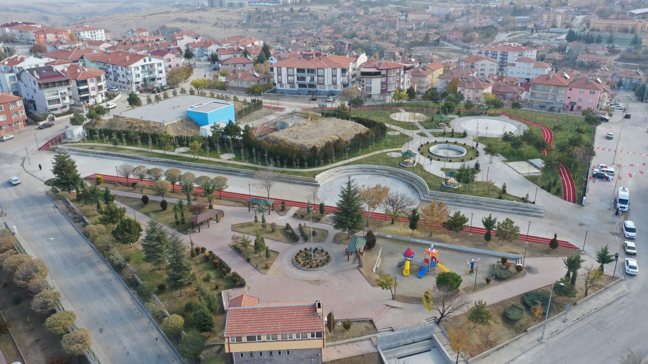 Elmadağ İsmet Paşa Parkı galeri fotoğrafı 3