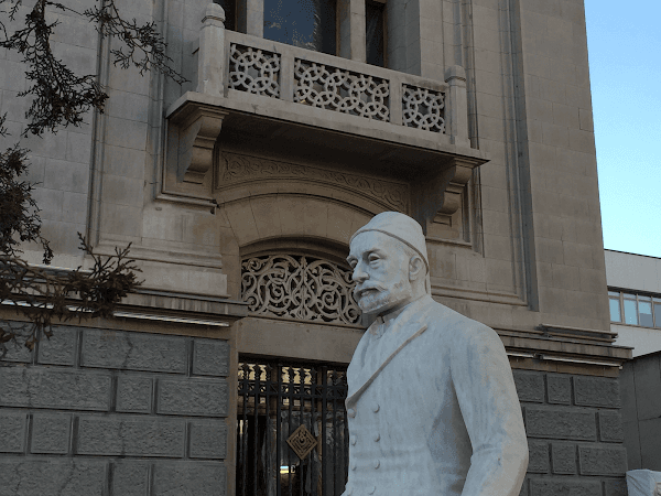 Mithat Paşa Anıtı galeri fotoğrafı 3