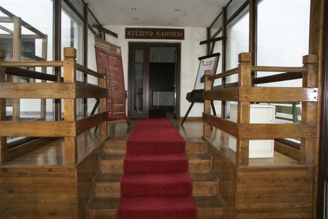 Stüdyo Sahne galeri fotoğrafı 2