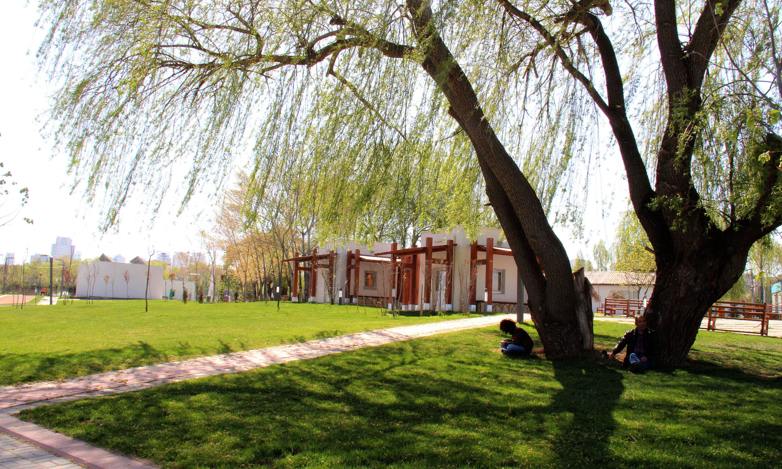 Uğur Mumcu Parkı galeri fotoğrafı 3