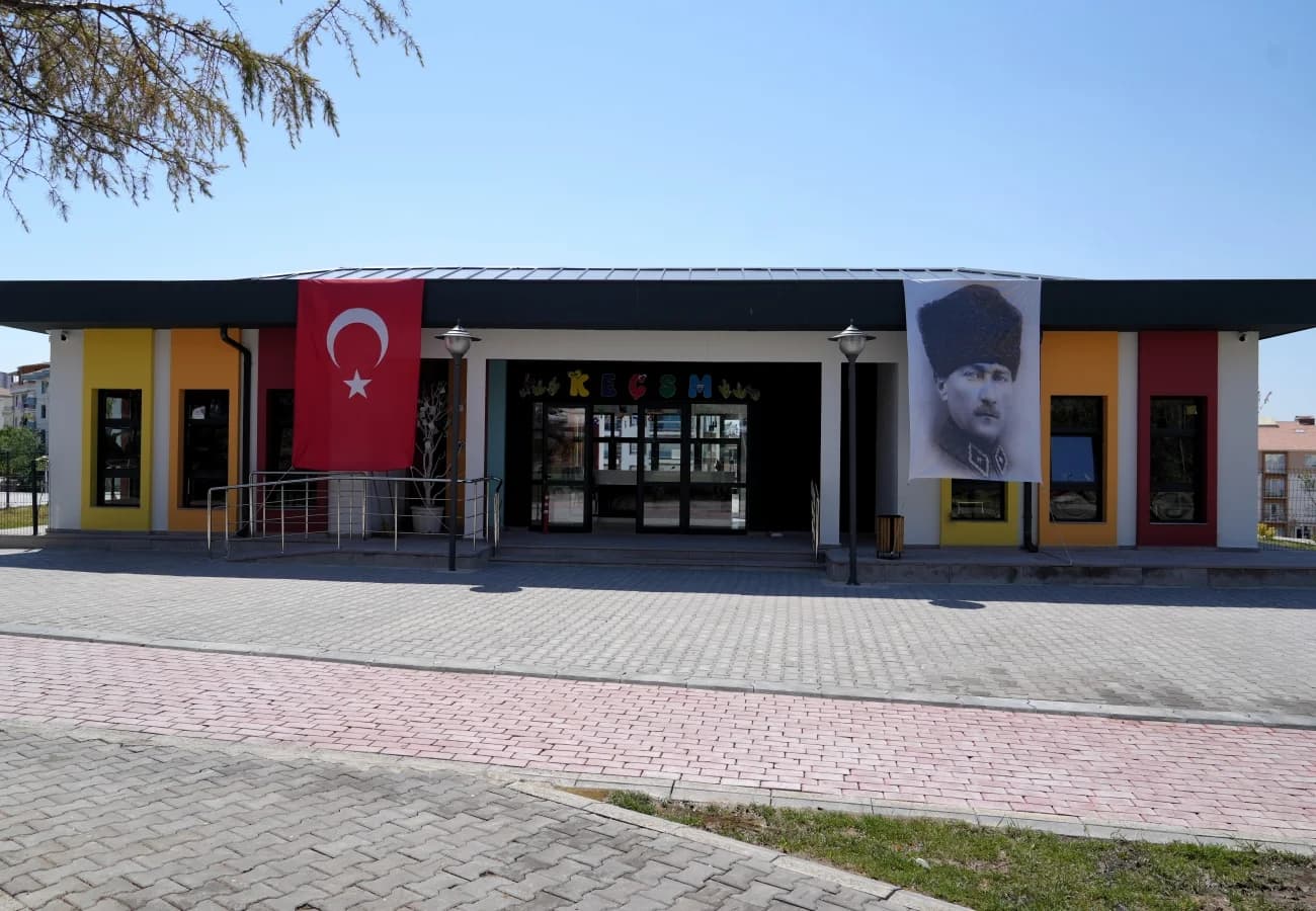 Kültür Elçileri Çocuk Sanat Müzesi kapak görseli